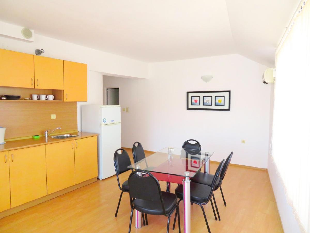 Апартамент Съни Хаус - Sunny House Apartment Бяла Екстериор снимка