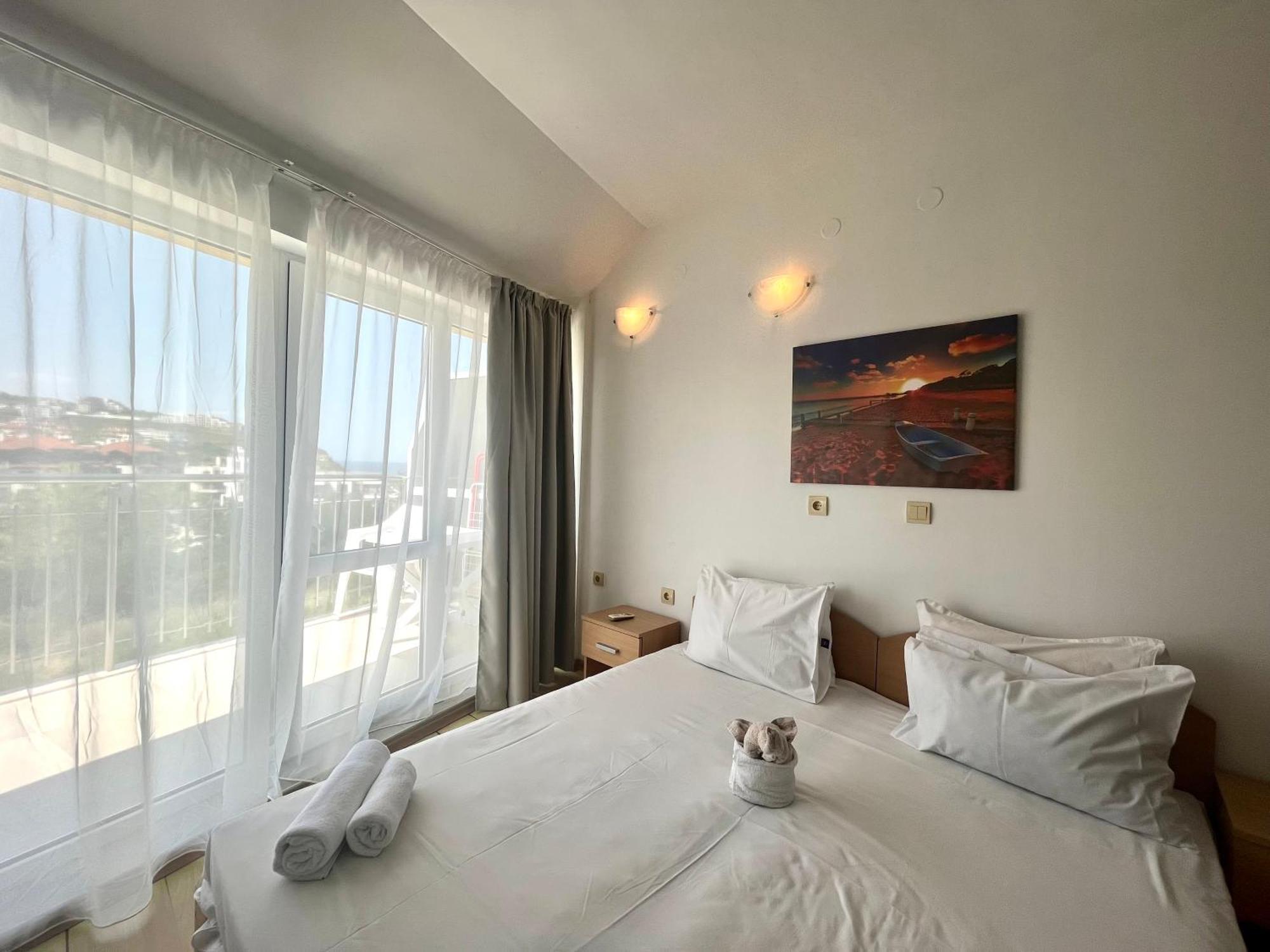 Апартамент Съни Хаус - Sunny House Apartment Бяла Екстериор снимка