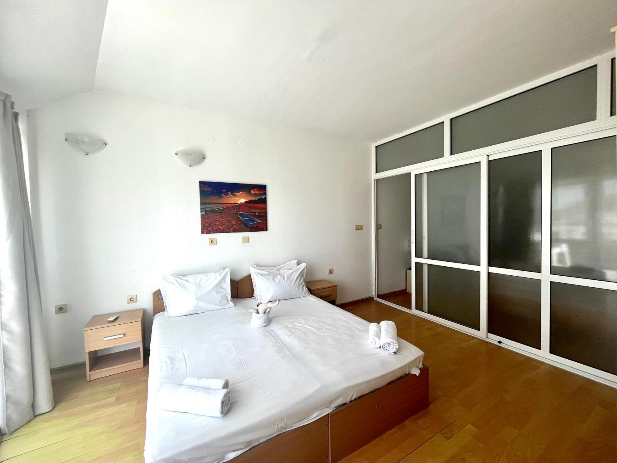 Апартамент Съни Хаус - Sunny House Apartment Бяла Екстериор снимка